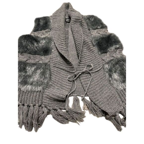 Kikit Women's Gray Fringe Vest Shawl Collar Size M - Picture 5 of 6